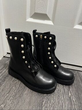 Twinset Milano Black Pearl-Trim Lace-Up Combat Boots